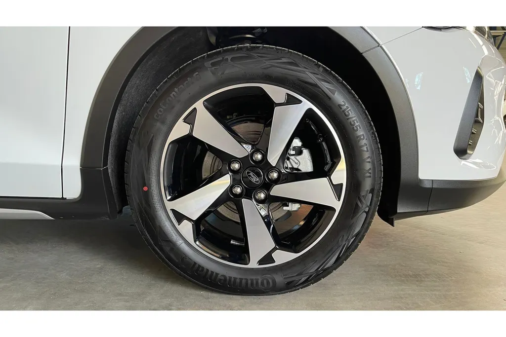 Ford Focus 1.0 EcoBoost Hybrid Active 125 PK | Automaat | Winterpack | Apple Carplay - Android Auto |  Full LED | Keyless Entry & Start |