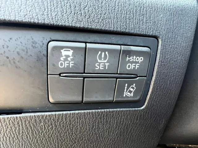 Mazda 2 1.5 Skyactiv-G GT-M NAVIGATIE | PARKEER SENSOREN | CLIMATE CONTROLE | STOELVERWARMING |