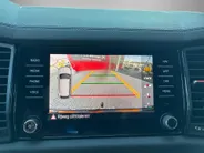 Škoda Kodiaq 1.5 TSI 150pk DSG Sportline Business 7p. · Camera · Inklap. Trekhaak · Keyless · Elek. Bestuurdersstoel + Geheugen · Matrix LED · Garantie t/m 27-05-2028 of 100.000km