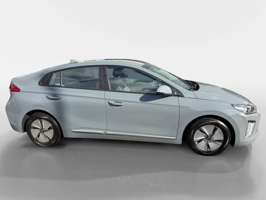 Hyundai IONIQ 1.6 GDi Hybrid i-Motion | Nette auto | Dealer onderhouden | Achteruitrijcamera | Apple CarPlay & Android Auto | Climate control |