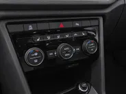Volkswagen T-Roc 1.0 TSI 115pk Style · Panoramadak · Camera · Stoelverwarming · P-Sensoren · Apple/Android Car Play · Navigatie · 17'' Inch ·