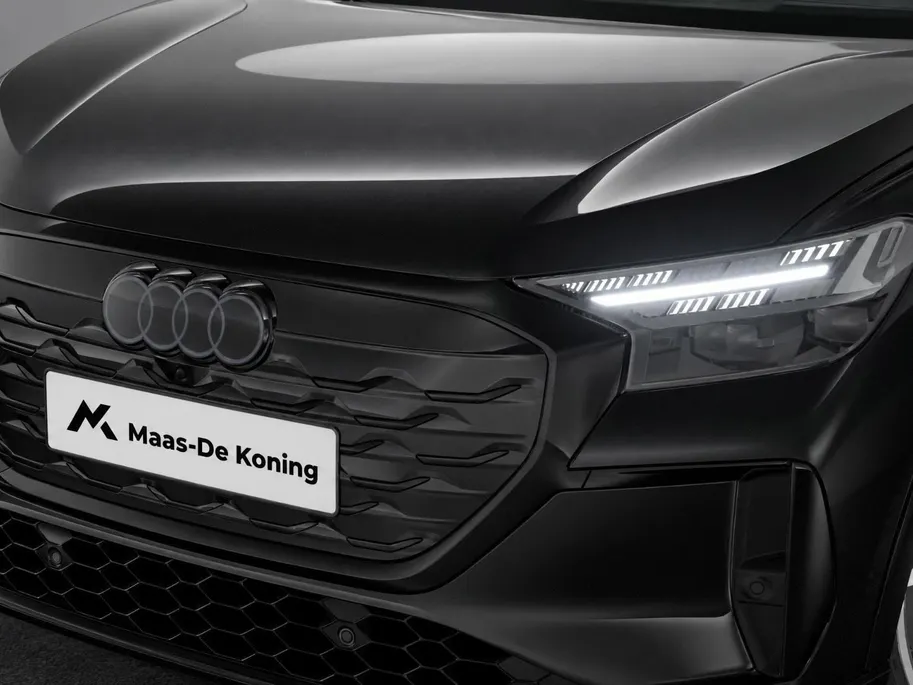 Audi Q4 Q4 S edition performance 82 kWh 286 PK · Trekhaak elek. wegklapbaar · Optiekpakket zwart · Opberg- en bagageruimtepakket