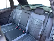 Volkswagen Tiguan 1.4 TSI eHybrid R-Line Business *Navi*360Camera*Schuif/kanteldak*Climate Control*Stoelverwarming*Adapt. Cruise Control*HUD*Elekt. Achterklep*NL Auto*1ste eigenaar!