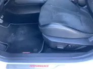 Ford Focus 2.3 EcoBoost ST-3 Performance 280 pk Performance Pack - Recaro Sportstoelen - Panoramadak - Adaptieve LED verlichting Trekhaak