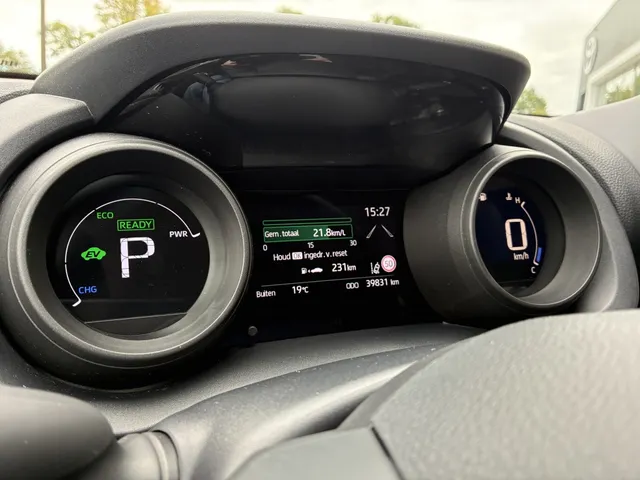 Toyota Yaris 1.5 Hybrid First Edition | Keyless | Carplay | Adapt. Cruise