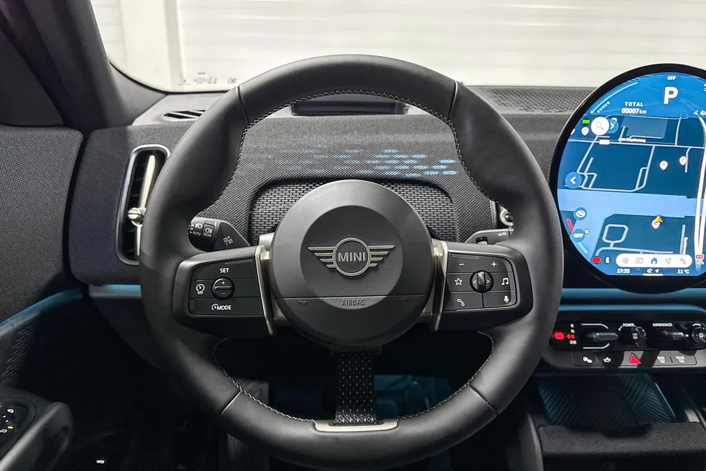 MINI Countryman Electric E John Cooper Works M