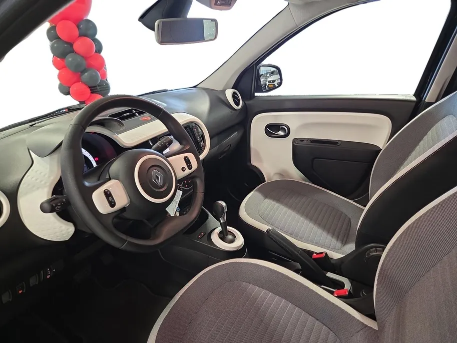 Renault Twingo Z.E. R80 E-Tech Equilibre 22 kWh * Carplay * Cruise Control * 1 Eigenaar * 12 Maanden Bovag Garantie *