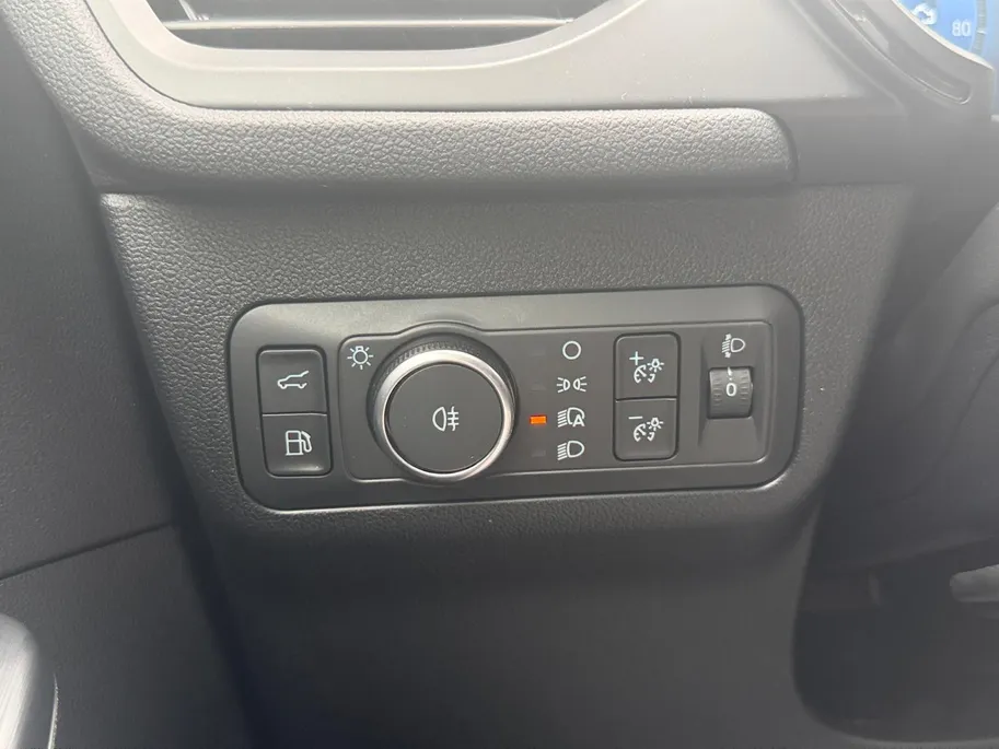 Ford Kuga 2.5 PHEV ST-Line X | Panoramadak | Trekhaak | Stoel/Stuur en Voorruitverwarming | Elektr. Memory Seats | Elektr. Achterklep | Fabrieksgarantie!| B&O Sound | Driver Assistance Pack |