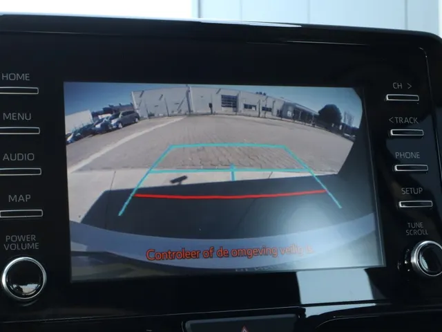 Toyota Yaris 1.5 Hybrid Active | Camera | Apple Carplay Android Auto (34000km