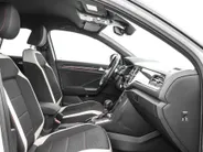 Volkswagen T-Roc 1.5 TSI 150pk DSG Sport Apple/Android Car Play · Elek. Achterklep · Stoelverwarming · Cruise Control · Navigatie ·