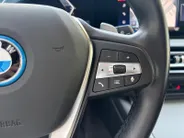 BMW 3 Serie Touring 320e | Leder |  Dealer onderhouden | Blackpack | Virtual cockpit | Camera |