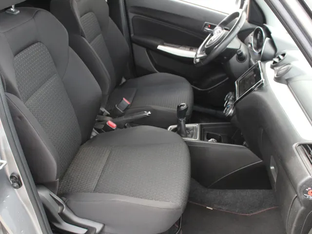 Suzuki Swift 1.2 Stijl Smart Hybrid | Navi | Cruise | Clima | Camera | Trekhaak
