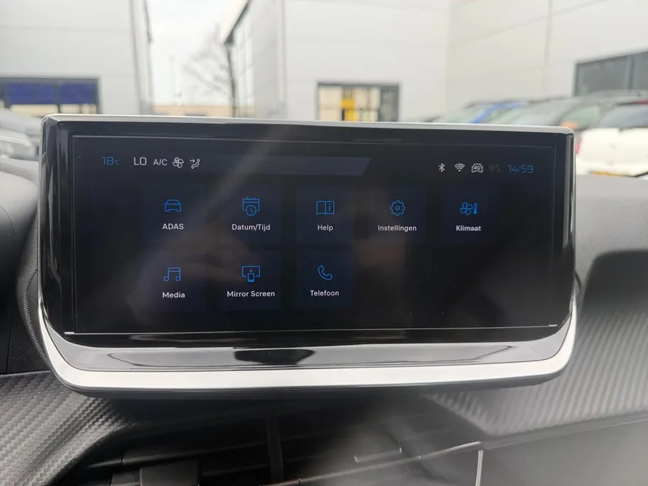 Peugeot 208 1.2 Hybrid 110 e-DCS6 Allure | Automaat | Parkeersensoren | Apple Carplay & Android Auto | Cruise Control | Bluetooth | 12 Maanden BOVAG Garantie