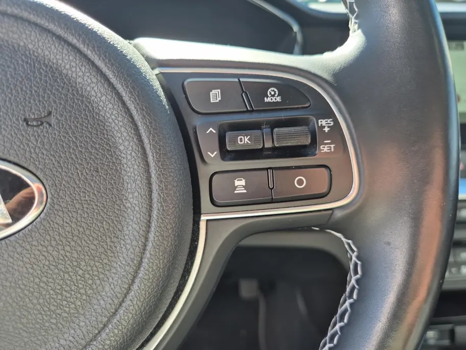 Kia e-Niro DynamicPlusLine 64 kWh | Airco | Navi | Camera | Stoelverwarming | Stuurverwarming | Schuifdak |
