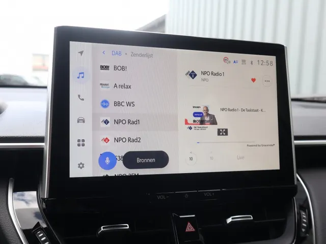 Toyota Corolla Cross Hybrid 180 Executive Leder | JBL | 360 camera