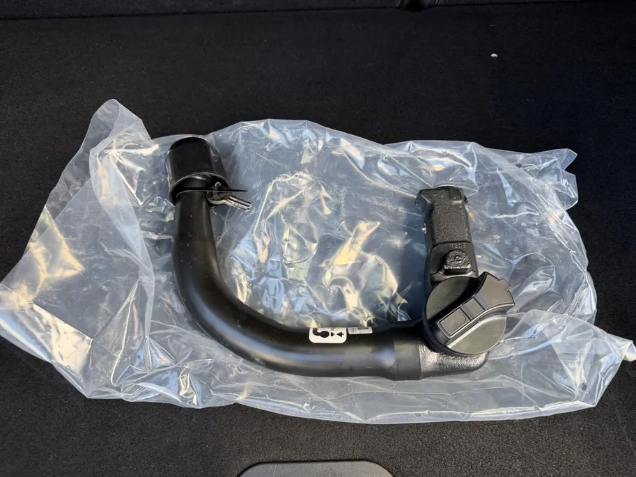 Ford Puma 1.0 EcoBoost Hybrid ST-Line | Automaat | Pano dak | Winter pack | Adapt. Cruise control | BLIS | Afneembare trekhaak | Draadloos opladen mobiel | Elektr. Achterklep | Parkeersensoren voor en achter | Achteruitrijcamera | Fabrieksgarantie |