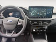 Ford Kuga 2.5 PHEV ST-Line | NL auto | Automaat | Panorama dak | Elektr. trekhaak | Winter pack | Adapt. Cruise control | BLIS | 360 graden camera | Draadloos opladen mobiel | Fabrieksgarantie tot 01-2028 |