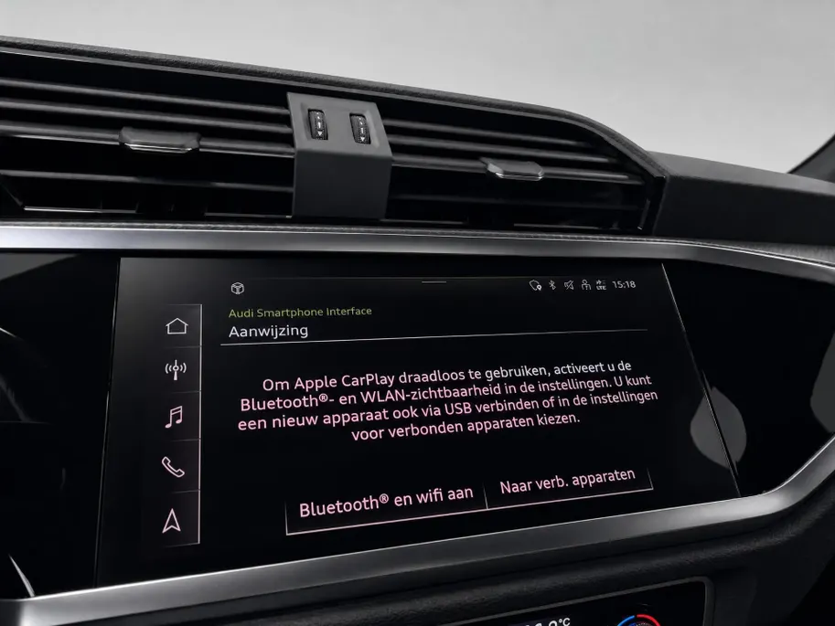 Audi Q3 45 TFSIe 245pk S edition · Trekhaak Wegklapbaar · 360 Camera · Lederen Bekleding · Adaptive Cruise Control · Apple/Android Car Play · Elek. Achterklep · Keyless · 19'' Inch ·