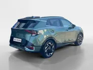 Kia Sportage 1.6 T-GDi MHEV GT-Line | 1510 kg trekgewicht | Glazen schuif-/kanteldak | Elektrisch verstelbare stoelen | Dodehoekassistentie | Stoel- en stuurverwarming | Achteruitrijcamera | Parkeersensoren voor- en achter | Apple/Android Carplay