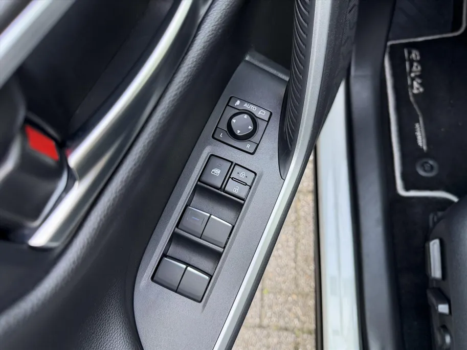 Toyota RAV4 2.5 Hybrid 218pk CVT Executivel l Afneembare Trekhaak l