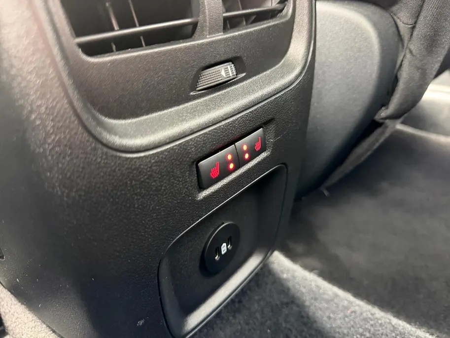 Ford Kuga 2.5 PHEV Titanium | 2100kg Trekgewicht! | Trekhaak | Driver Assistance pack | Blind Spot Warning | Winterpack | 12 Maanden BOVAG Garantie |