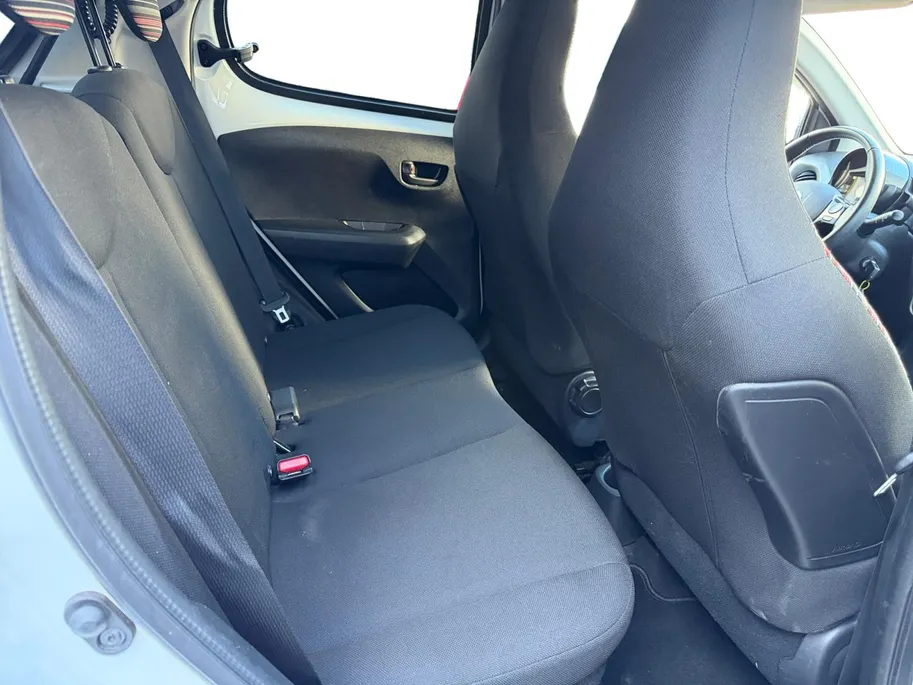 Citroën C1 1.0 e-VTi Feel | Zeer nette auto | Airconditioning | Bluetooth radio | All-season banden |
