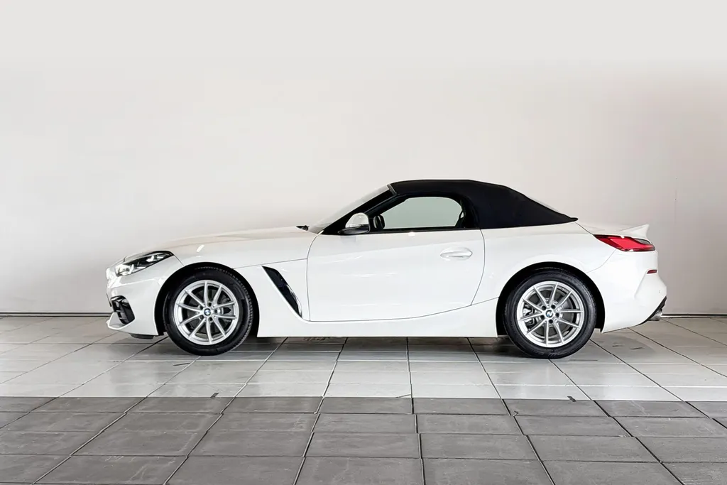 BMW Z4 sDrive30i High Executive Edition