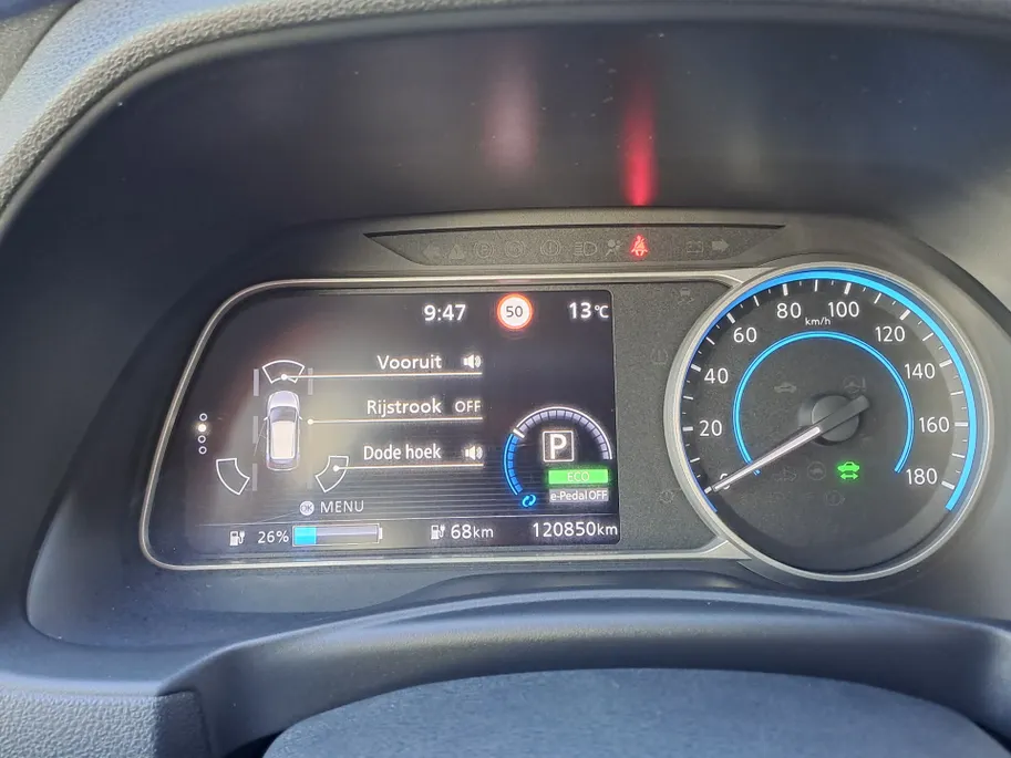 Nissan Leaf Acenta 40 kWh SOH 85.2% | Navi | Camera | Automaat | ECC | Cruise
