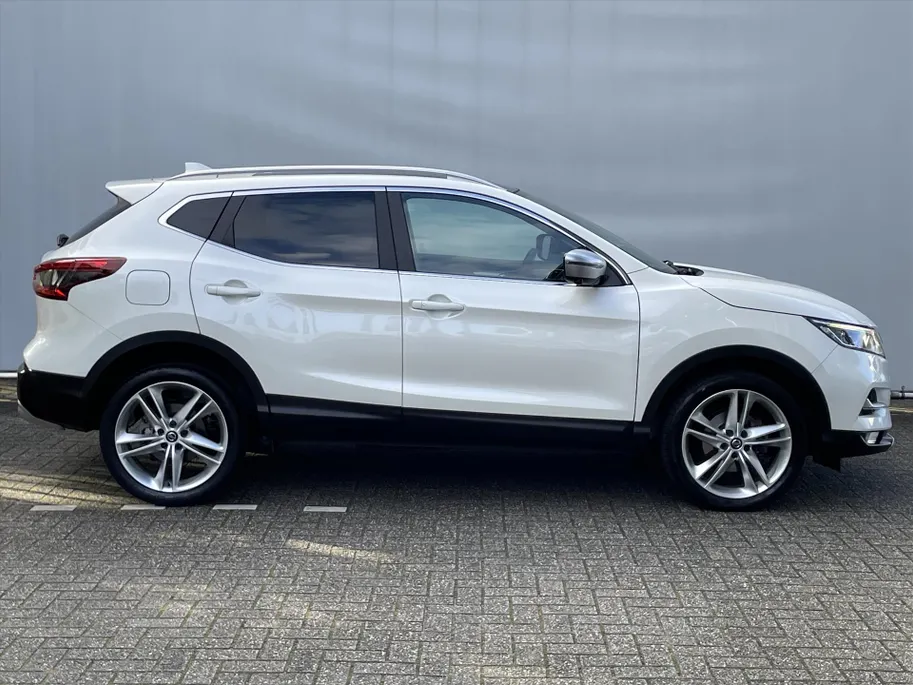 Nissan QASHQAI 1.3 140pk N-Motion / Navi / Cruise / Clima / 360 camera