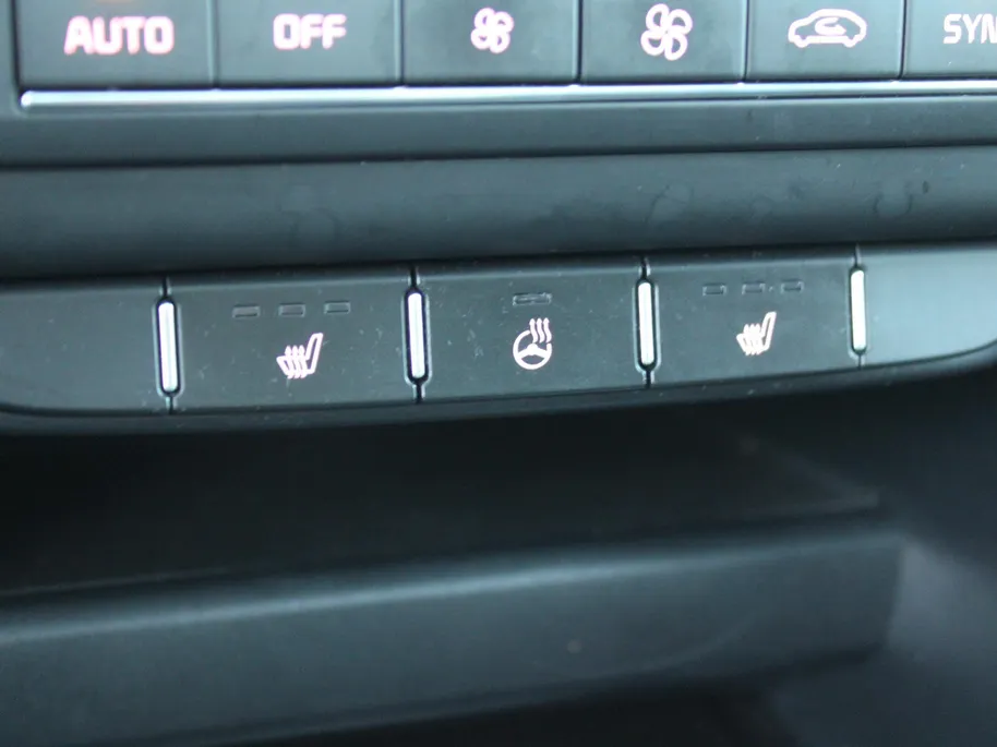 Kia ProCeed 1.4 T-GDI DCT7 GT-Line | Automaat | Navi | Camera | Pano | Keyless | Sportstoelen | Trekhaak |