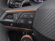 CUPRA Terramar 1.5TSIe-Hybrid 200kW/272PK VZ · Panoramadak · Trekhaak · 360°Camera · Sennheiser sound · Garantie t/m 28-04-2030 of 100000km.
