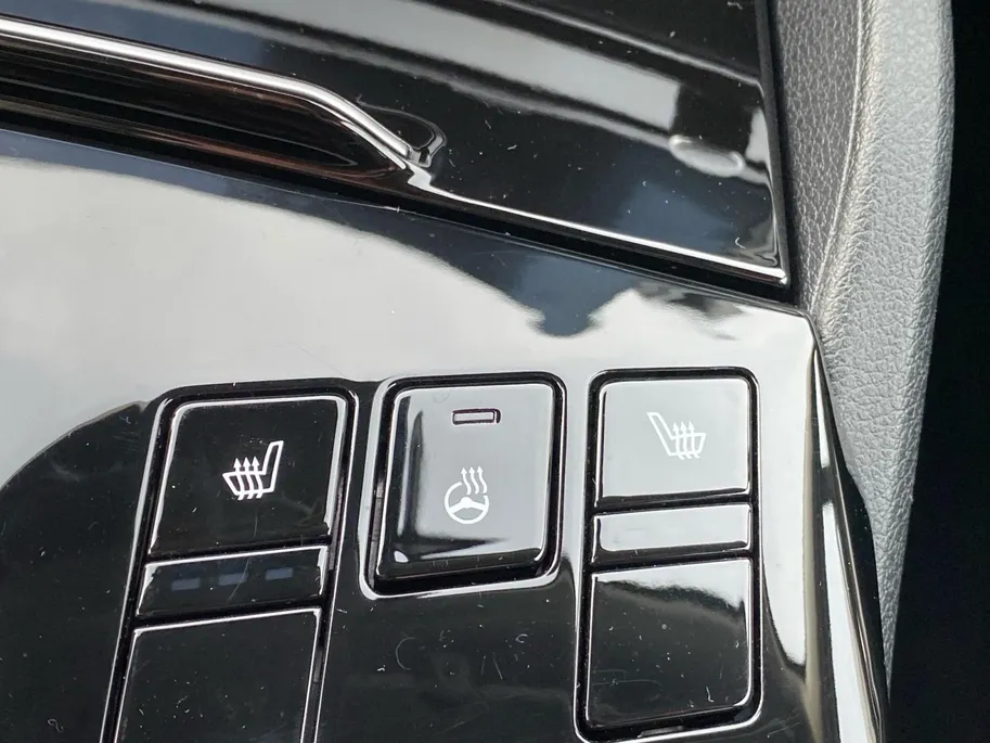 Kia Sportage 1.6 T-GDi Plug-in Hybrid AWD DynamicPlusLine | PHEV | 360 graden camera | Keyless | navigatie | Elektrische achterklep | Stoel-en stuurverwarming