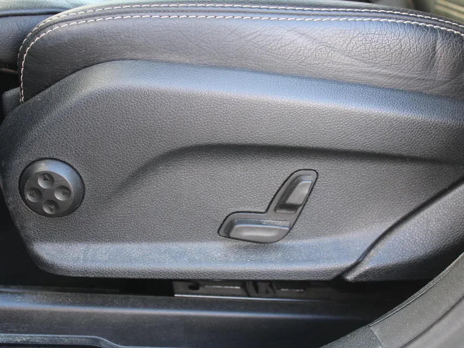 Mercedes-Benz GLC 250 4MATIC Premium Plus | Elek. stoelverstelling + achterklep | Stoelverwarming | Navi | Camera | Leer | Dodehoek detectie | 19' LM |