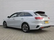 Kia Ceed Sportswagon 1.0 T-GDi MHEV Design Edition | Stuur-/stoelverwarming | Cruise adapt. | Camera | 16' LM | Elek. achterklep | JBL audio | LED |