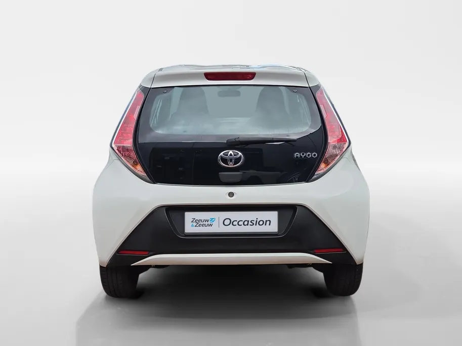 Toyota Aygo 1.0 VVT-i x | Unieke Kilometerstand | 12 maanden BOVAG Garantie |