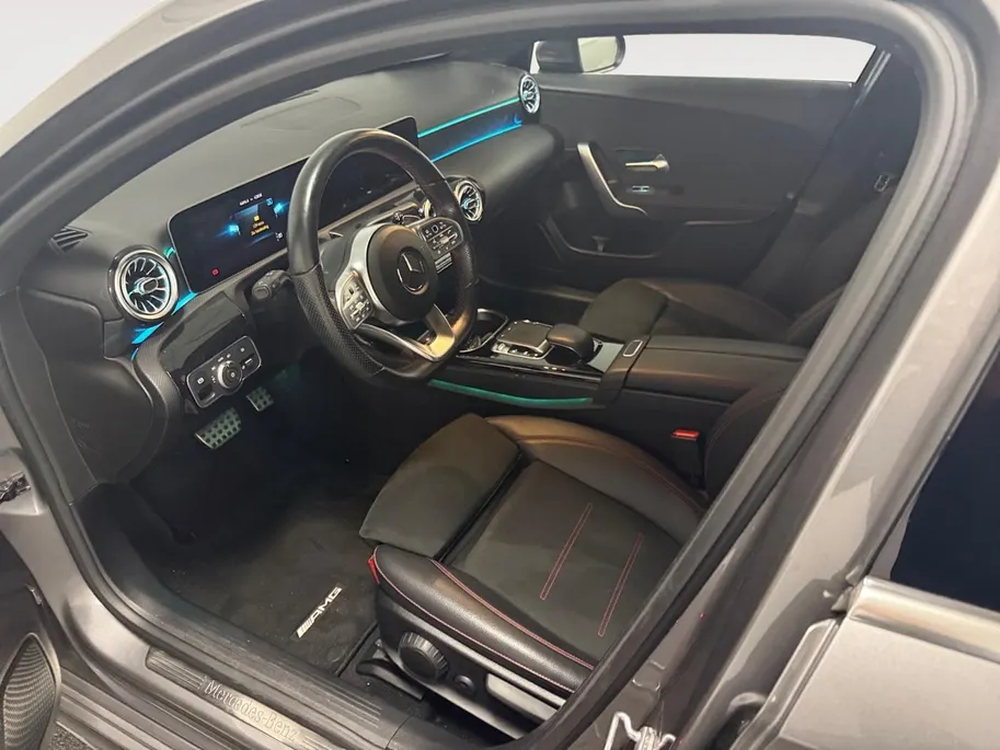 Mercedes-Benz A-Klasse 200 Launch Edition Premium AUTOMAAT AMBIENT LIGHT NAVI AIRCO CAMERA CRUISE CONTROLE AMBIANCE VERLICHTING APPLE CARPLAY ANDRIOD AUTO AMG PAKKET ZEER MOOIE AUTO