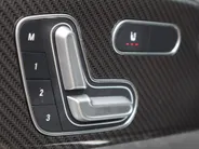Mercedes-Benz GLA 200 Business Solution AMG l Trekhaak l Keyless l Panoramadak l Ambiente lichtpakket