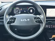 Kia Niro EV DynamicLine 64.8 kWh | Zeer nette auto | Navigatie | Apple CarPlay & Android Auto | Achteruitrijcamera | Fabrieksgarantie t/m 6-2030 |