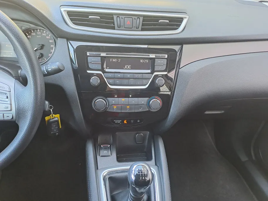 Nissan QASHQAI 1.2 Visia | Trekhaak | Airco | Cruise Control | Bluetooth