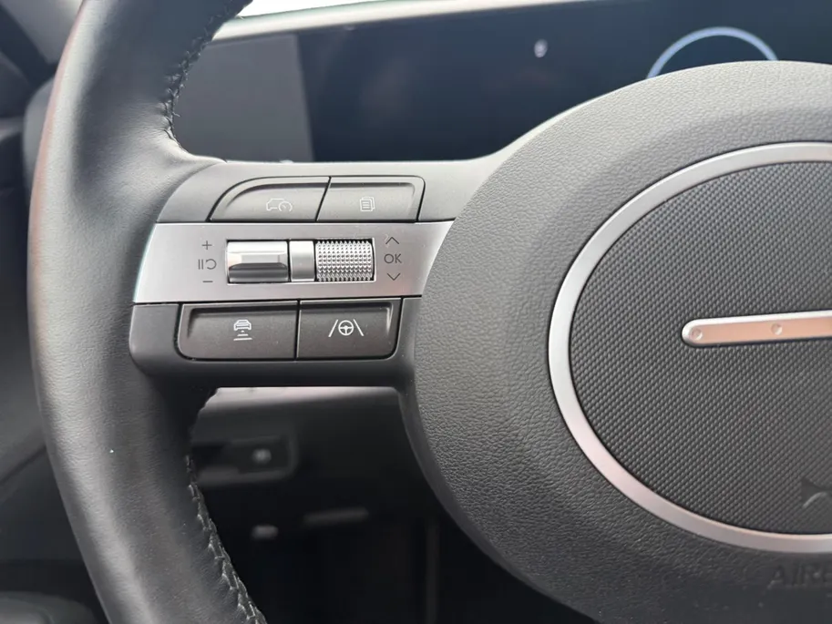 Hyundai Kona 1.6 GDI HEV Premium | 360 camera | Apple Carplay/ Android Auto | Stoelverwarming & ventilatie | Navigatie |