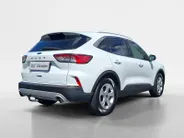 Ford Kuga 1.5 EcoBoost Titanium 150PK | Trekhaak (1800kg trekgewicht) | Navigatie | Parkeersensoren | Privacy Glass | Winter Pack
