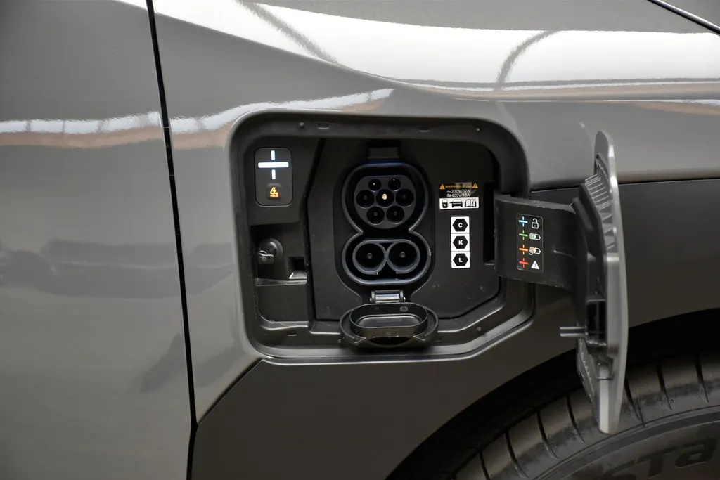 Kia EV3 58,3 kWh 204pk Plus