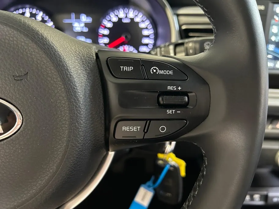 Kia Rio 1.0 TGDI ComfortPlusLine Navigator | Orginele Kilometerstand ! | Trekhaak Afneembaar 7- Polig | Apple Carplay / Android Auto | Navigatiesysteem | Parkeersensoren + Camera Achter | Airconditioning | Cruise Control