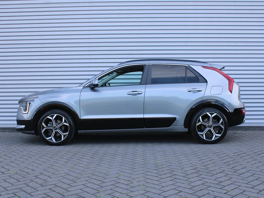 Kia Niro 1.6 GDi Hybrid ExecutiveLine | Stuur-/stoelverwarming + ventilatie | Leer | Schuifdak | 18' LM | Camera | Cruise adapt. | HUD | Elek. stoelverstelling |