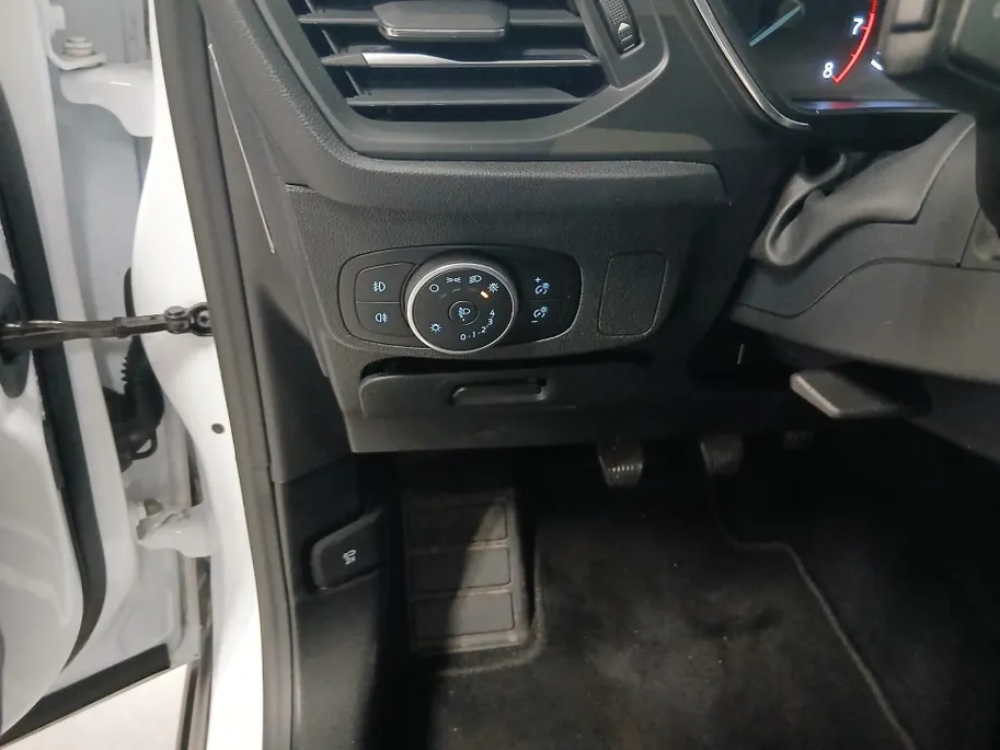 Ford Focus 1.0 EcoBoost 125PK Active Business | Winter Pack | Afn. Trekhaak | Zwart dak | Dakreling |