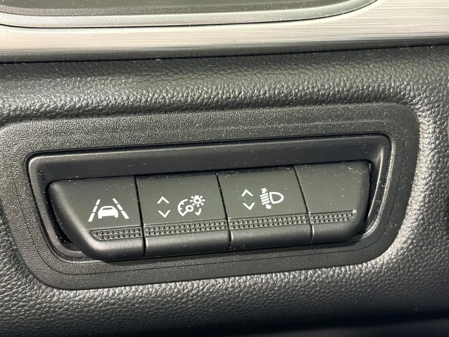 Renault Captur 100PK TCe Edition One | Trekhaak | Bose Audio | 360 Camera | Climate Control | Cruise Control | Apple CarPlay/Android Auto |