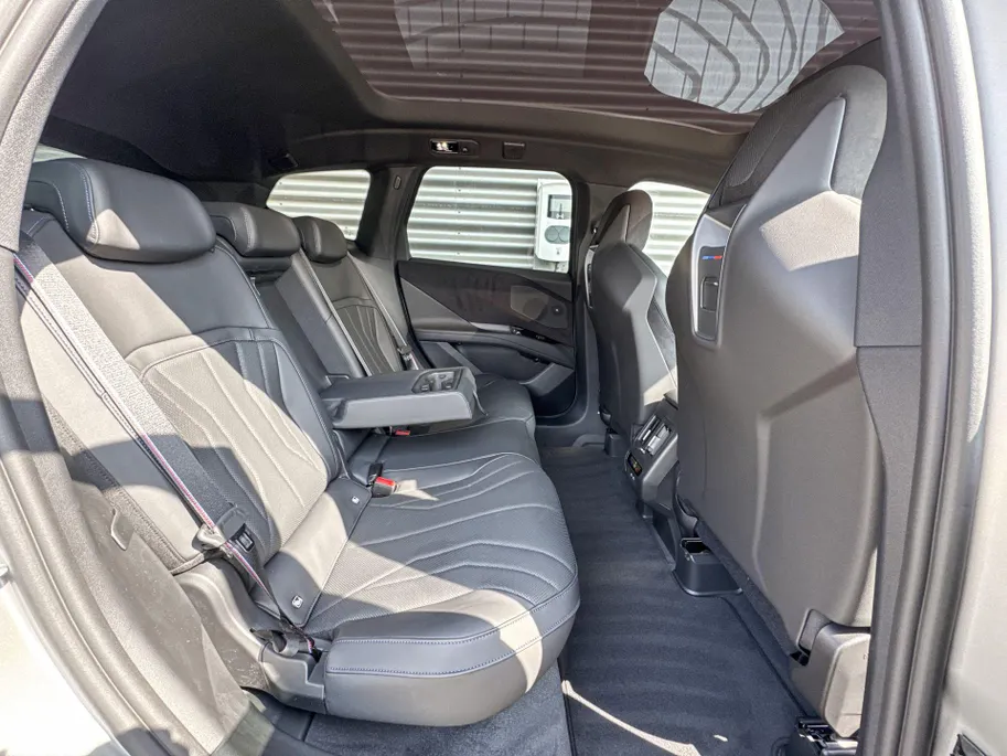 BMW iX3 40 eDrive 83 kWh