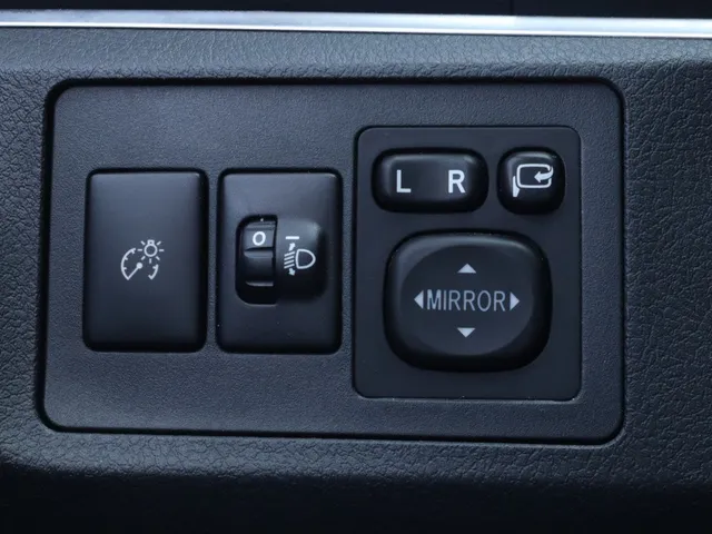 Toyota Verso 1.8 VVT-i Aspiration Automaat | Panoramadak | Trekhaak
