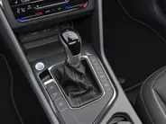 Volkswagen Tiguan 1.4TSIeHybrid 180kW/245PK R-Line Black Style · Panoramadak · Leder · 360°Camera + Parkeersensoren · Stoelverwarming · Elektr. stoelverstelling ·
