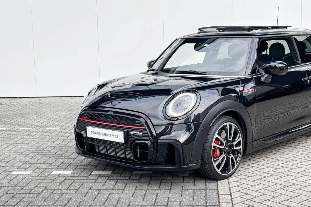 MINI Cooper 3-deurs John Cooper Works